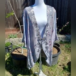 Spencer Alexis Periwinkle & Lavender Floral Kimono with Bejeweled Toggle. Size M